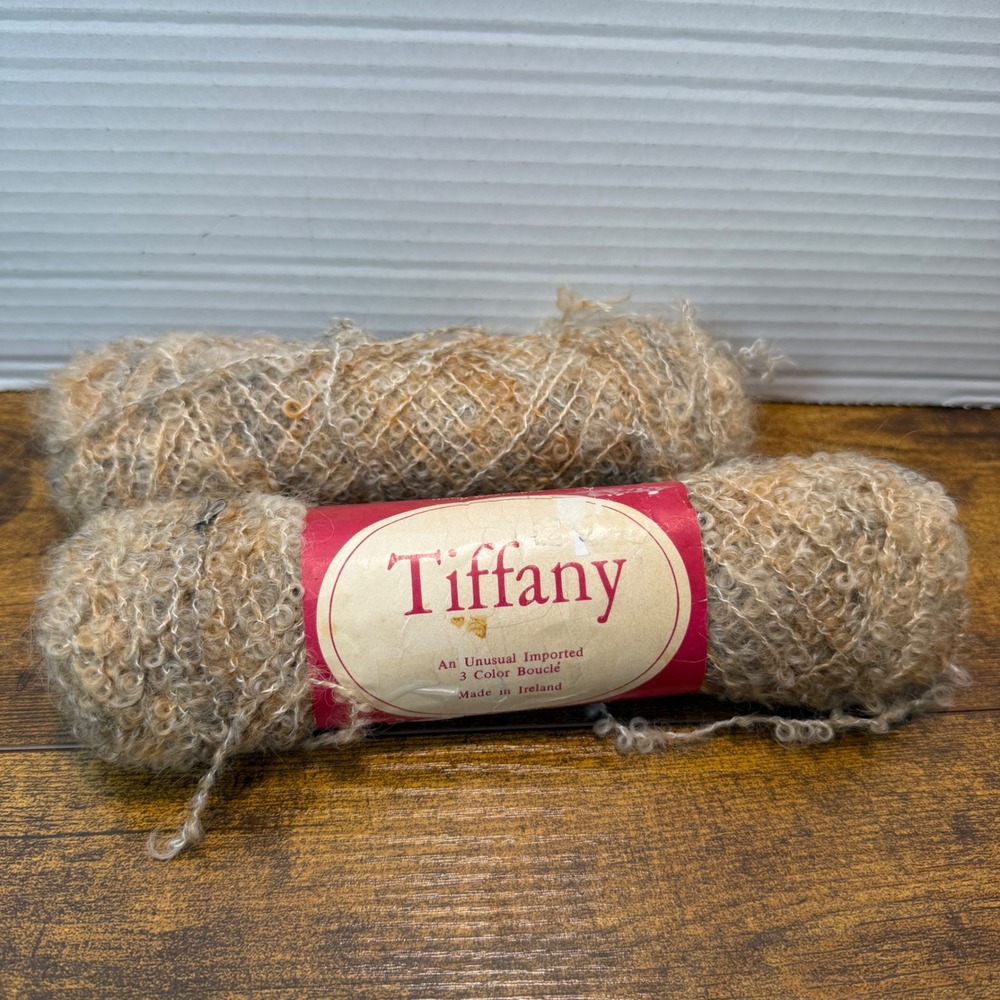 VTG Stanley Berroco Tiffany‎ Yarn 2 Skeins Ireland Wool Blend Boucle Tan 3 Color